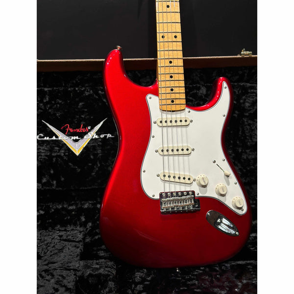 Fender Vintage Custom 1962 Stratocaster Electric Guitar-Guitar & Bass-Fender-Candy Apple Red-Logans Pianos
