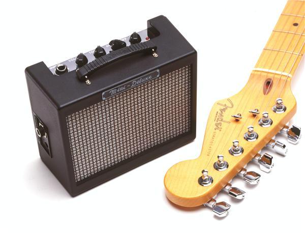 Fender MD20 Mini Deluxe Guitar Amp-Guitar & Bass-Fender-Logans Pianos