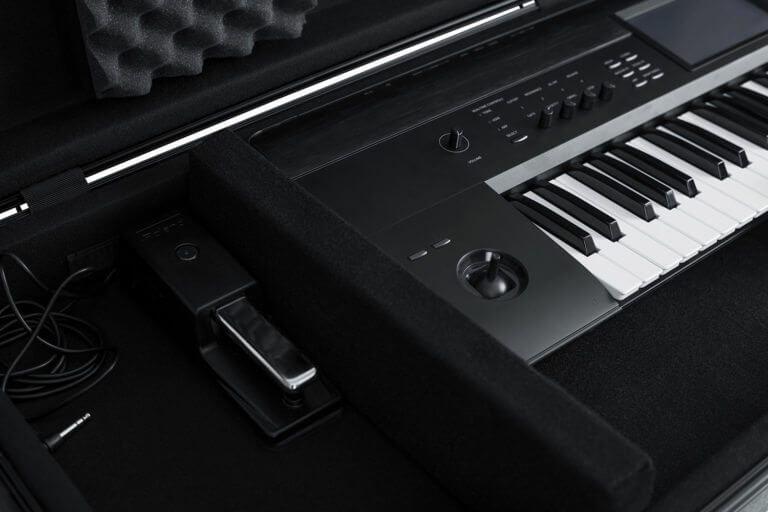 Gator TSA-KEY76 Moulded Keyboard Case-Piano & Keyboard-Gator-Logans Pianos